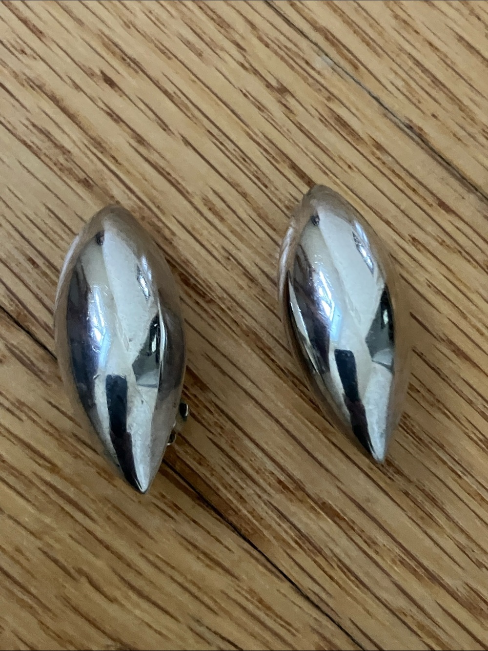 Stunning VINTAGE Taxco Sterling Silver Clip-On Earrings